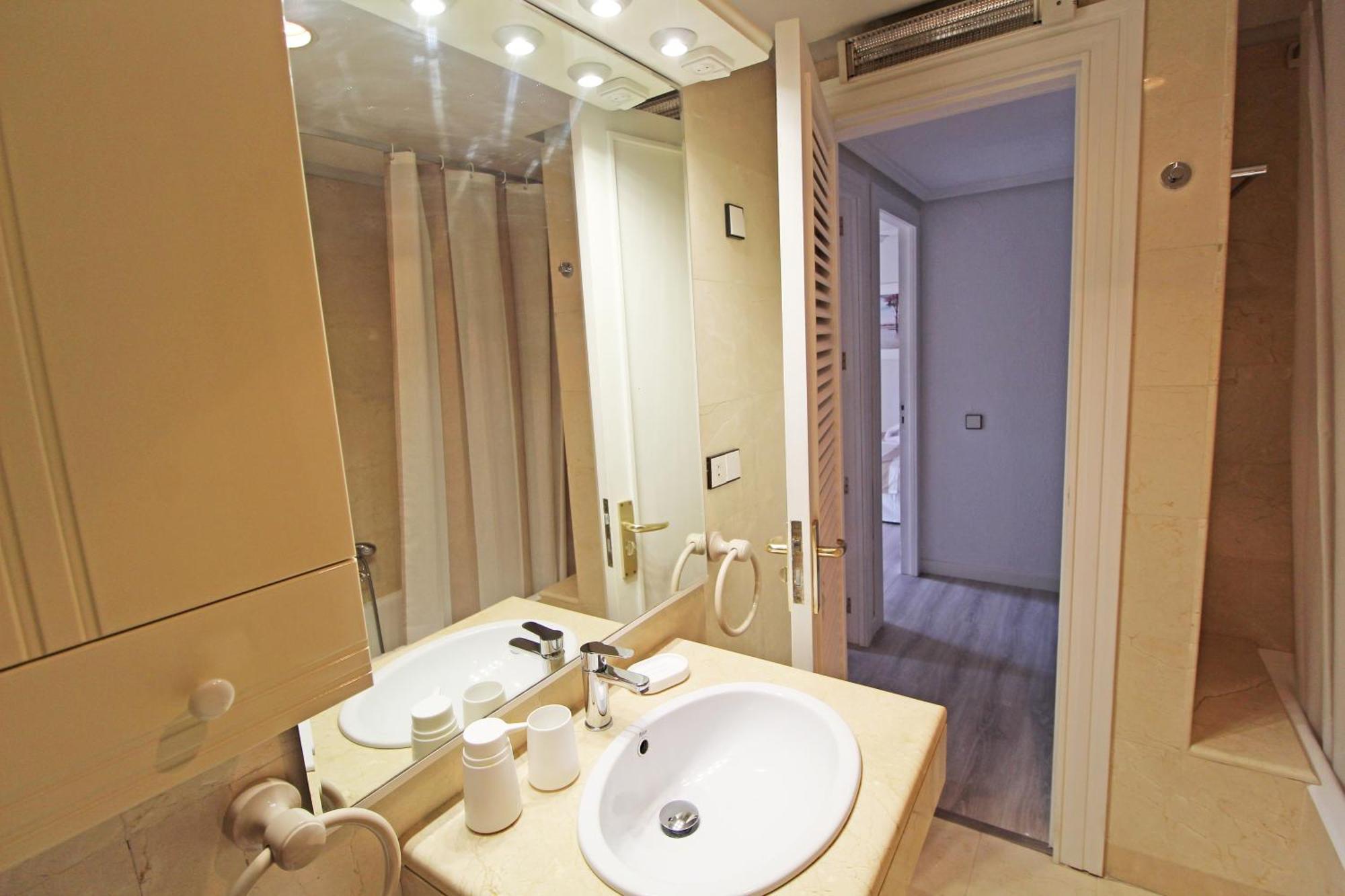 Апартаменты Castle Views. Terrace. Design Style. Ac. Wifi. Refurbished. Supercentric. Аликанте Экстерьер фото