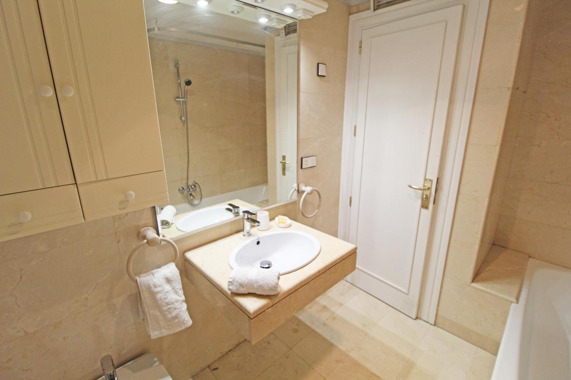 Апартаменты Castle Views. Terrace. Design Style. Ac. Wifi. Refurbished. Supercentric. Аликанте Экстерьер фото
